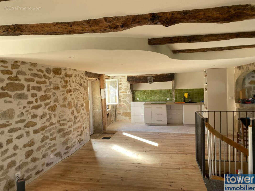 Maison à SONNAC