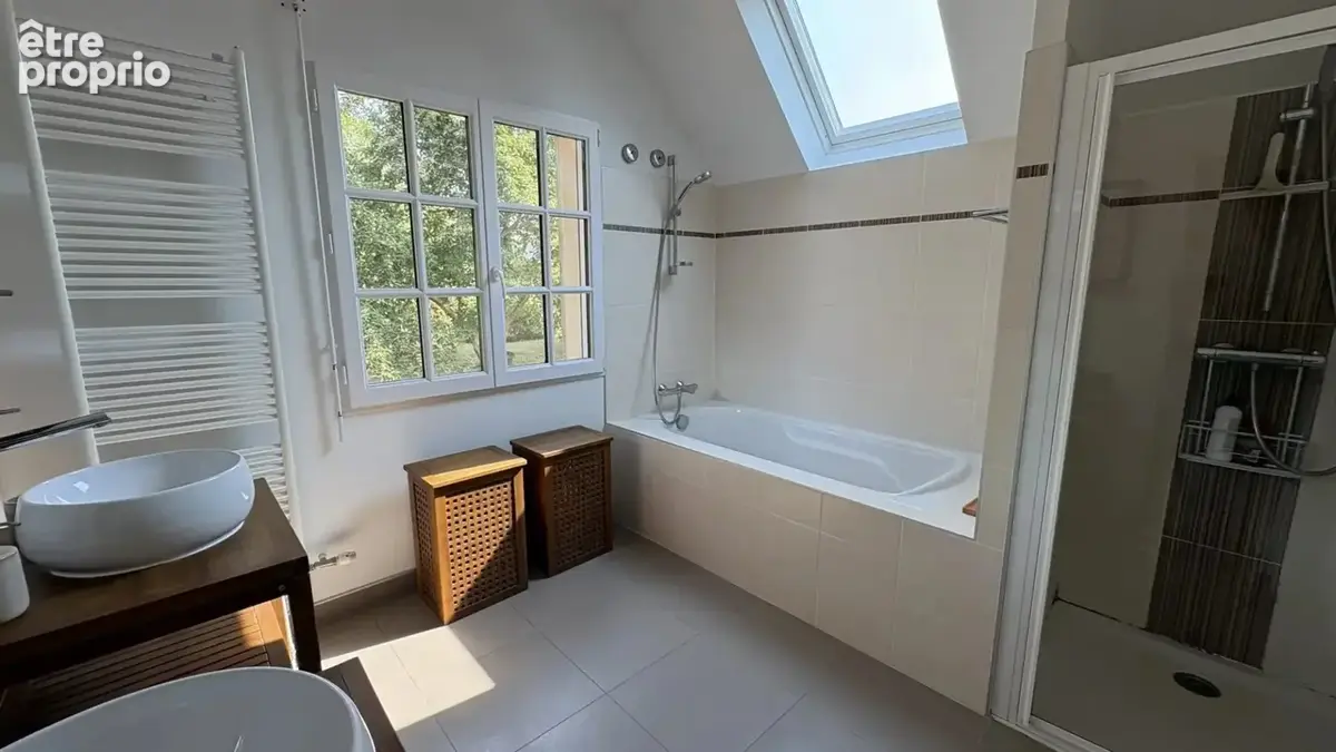 Maison familiale avec dépendances proche rivière du belon - photo 12