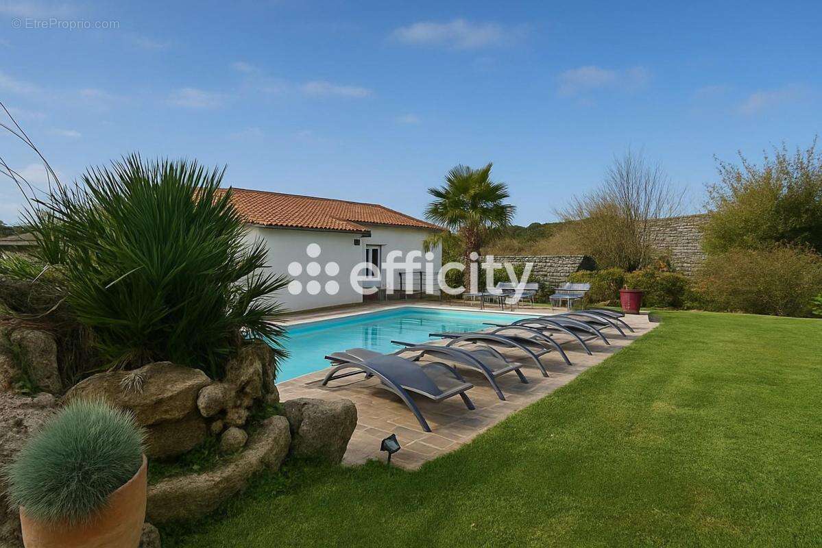 Maison à BOUC-BEL-AIR