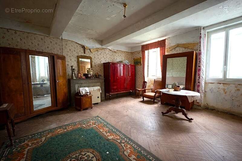 Maison à LAUJUZAN