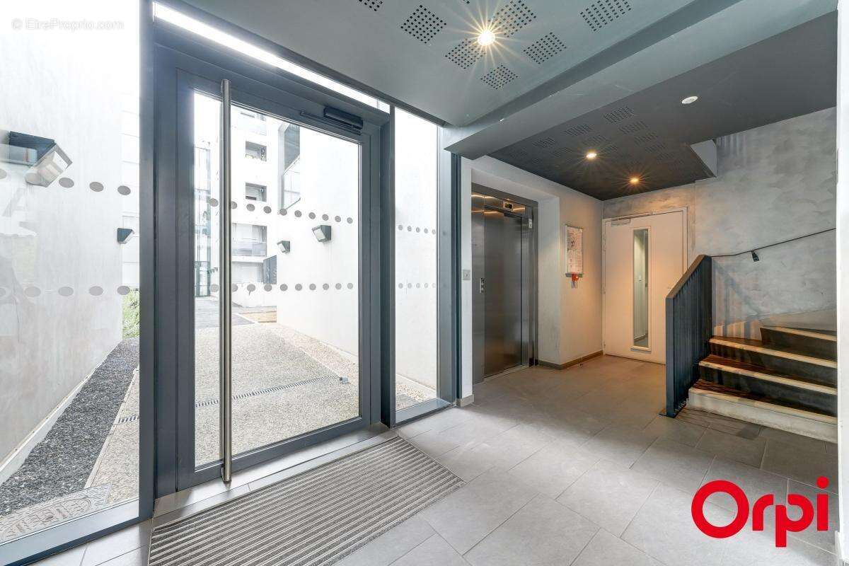 Appartement à VENISSIEUX