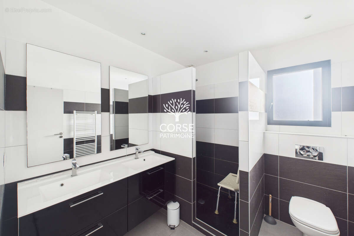 Maison à PORTO-VECCHIO