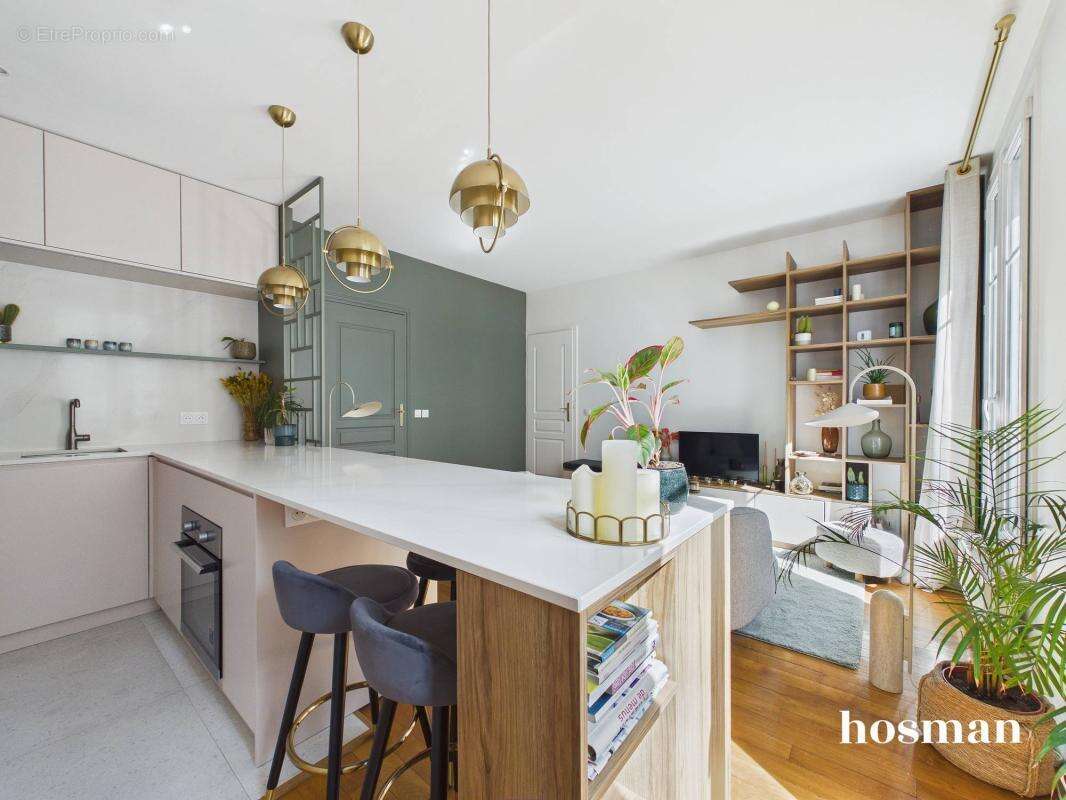 Appartement à PARIS-15E