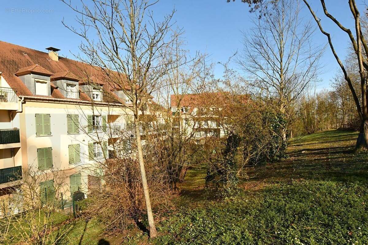 Appartement à FONTENAY-LE-FLEURY