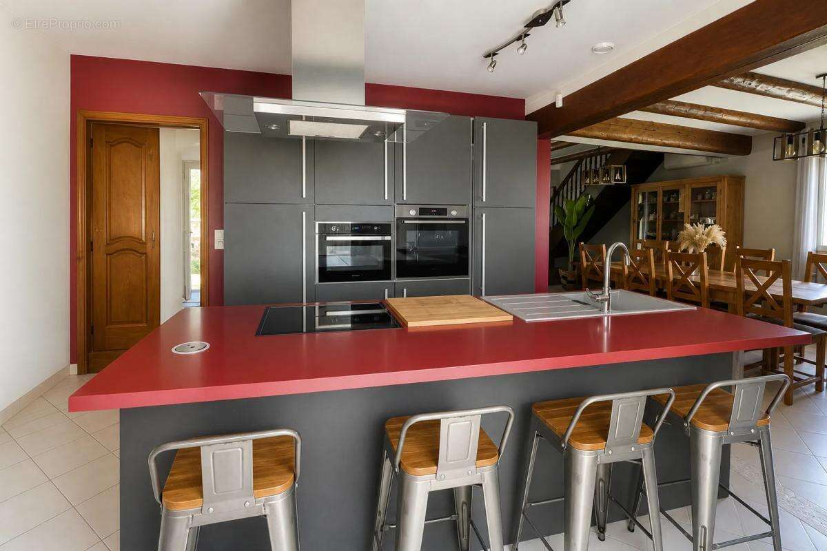 Maison avec piscine, 5 pièces, Saint-Hilaire-de-Brethmas - photo 21