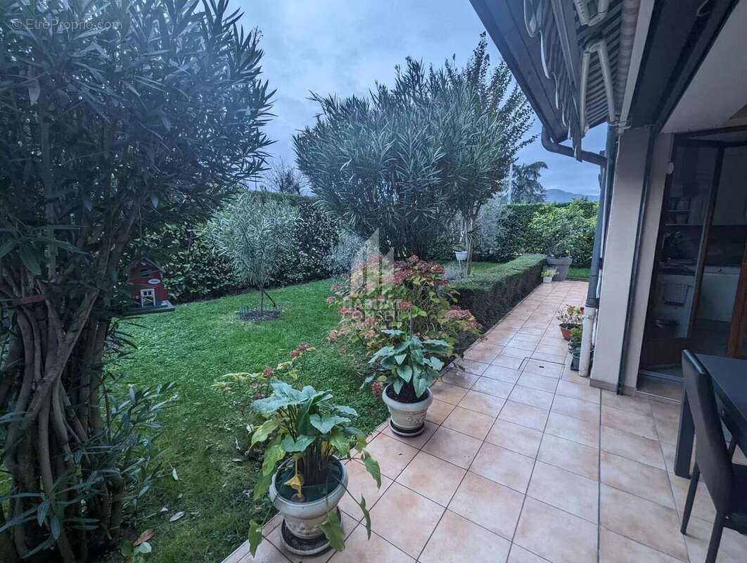 Maison à ECHIROLLES