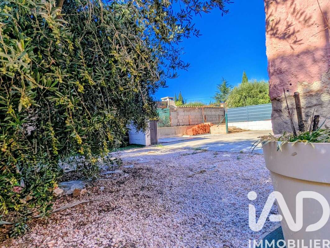 Photo 3 - Maison à ESTAGEL