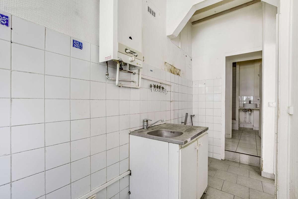 Paris 19 : Appartement 2 pièces de 32,95m² avec travaux - photo 4