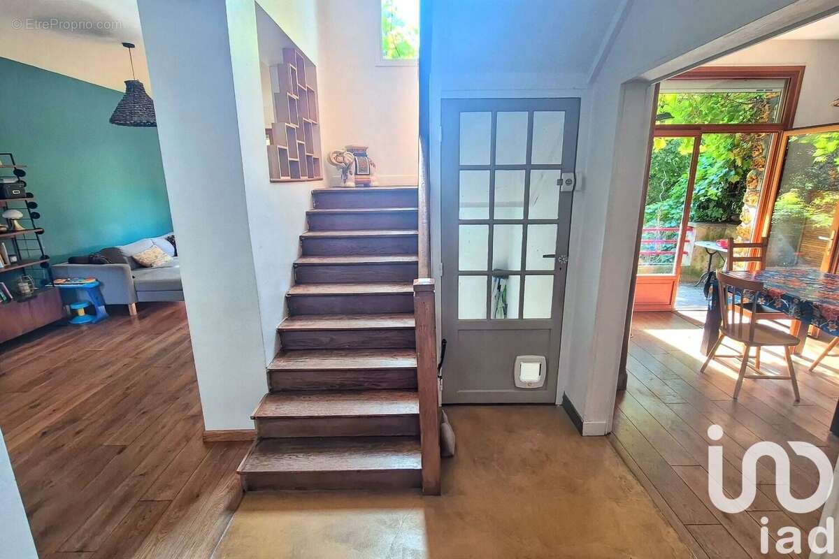 Photo 2 - Maison à NOISY-LE-SEC