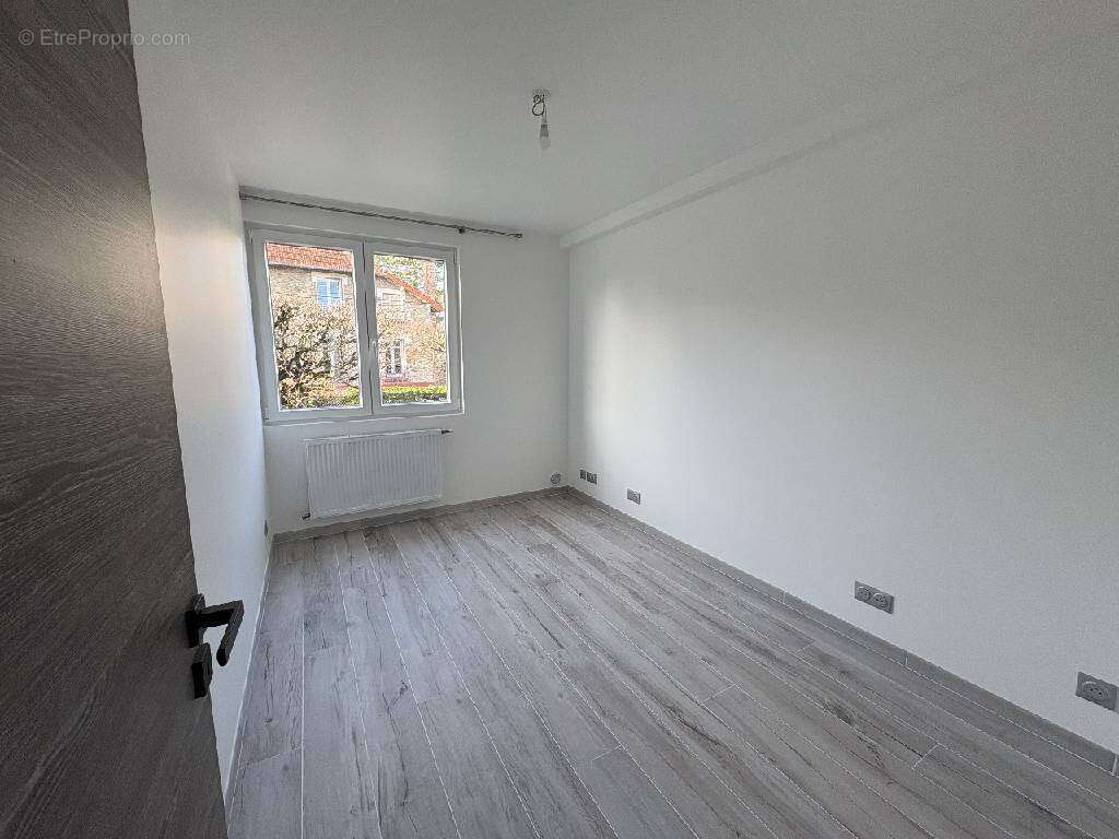Appartement à SAVIGNY-SUR-ORGE