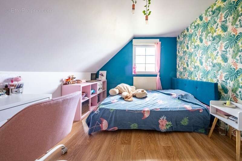 Maison à BRETENIERE