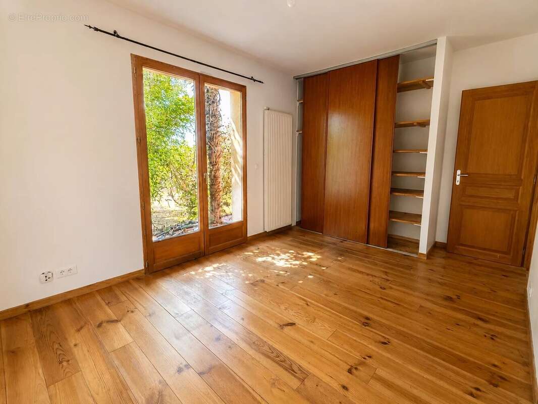 Maison T5 - 160 m2 - vue dégagée - photo 16