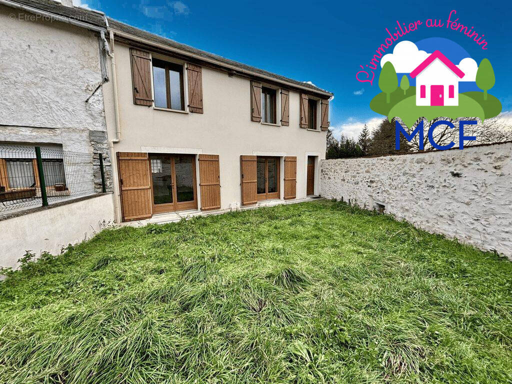 Maison à BONNIERES-SUR-SEINE