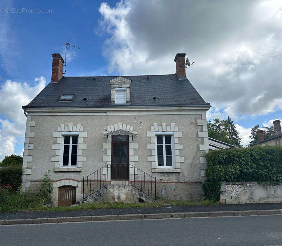 Maison de bourg  de 123 m² à Vicq sur Nahon (36600) - photo 17