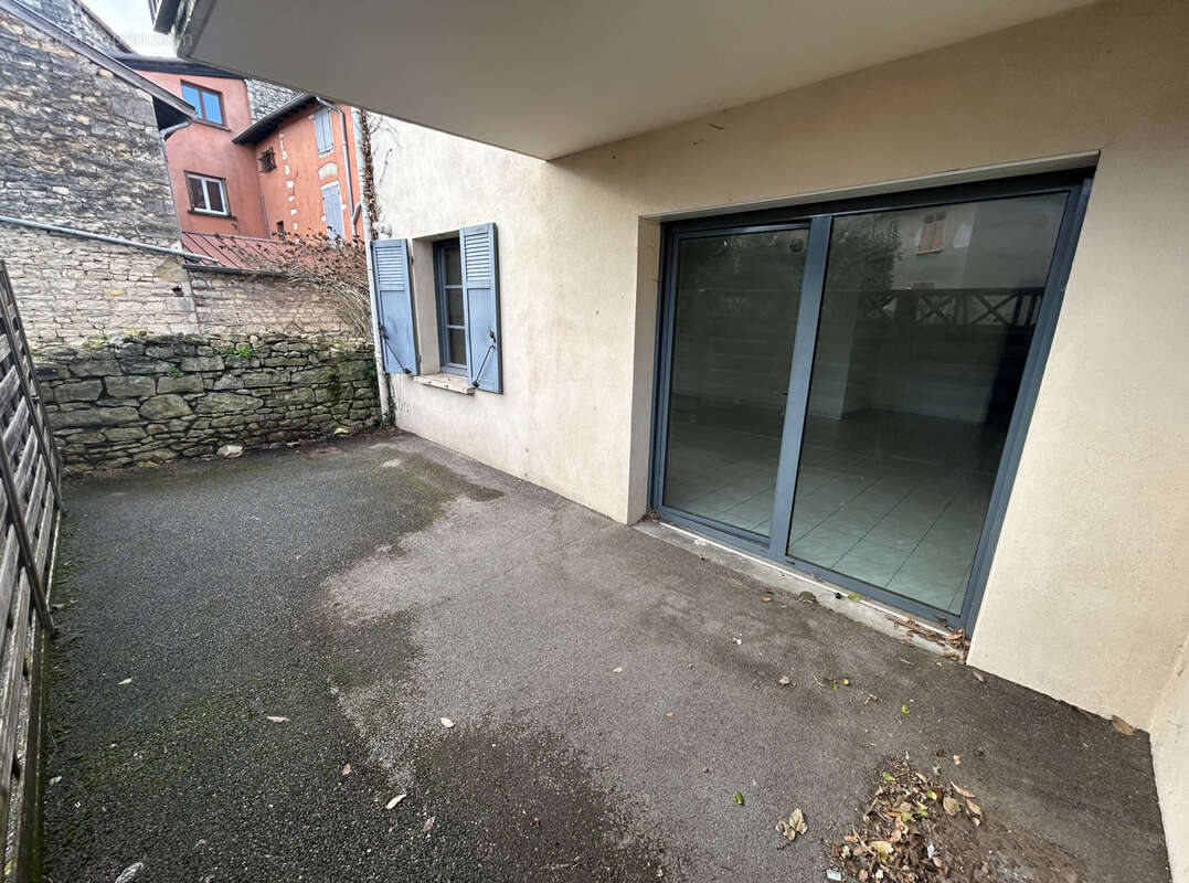 Appartement à ANSE