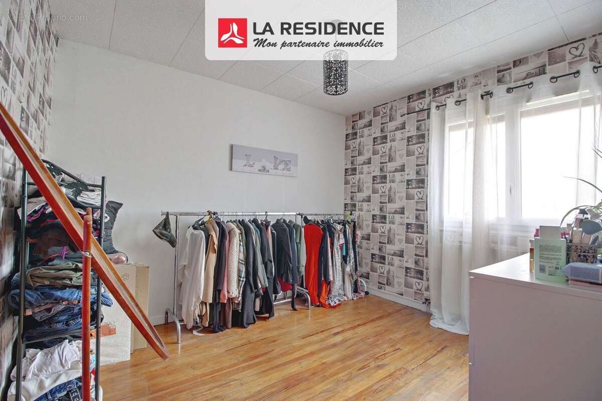 Maison à SAINT-ETIENNE-DU-ROUVRAY