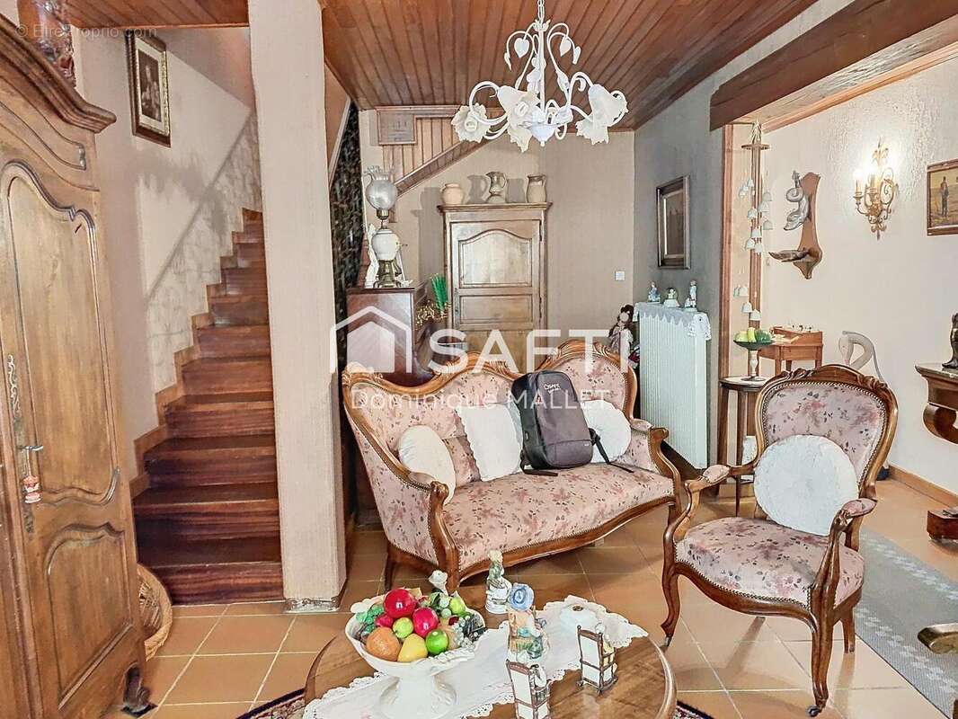 Photo 2 - Maison à NIMES