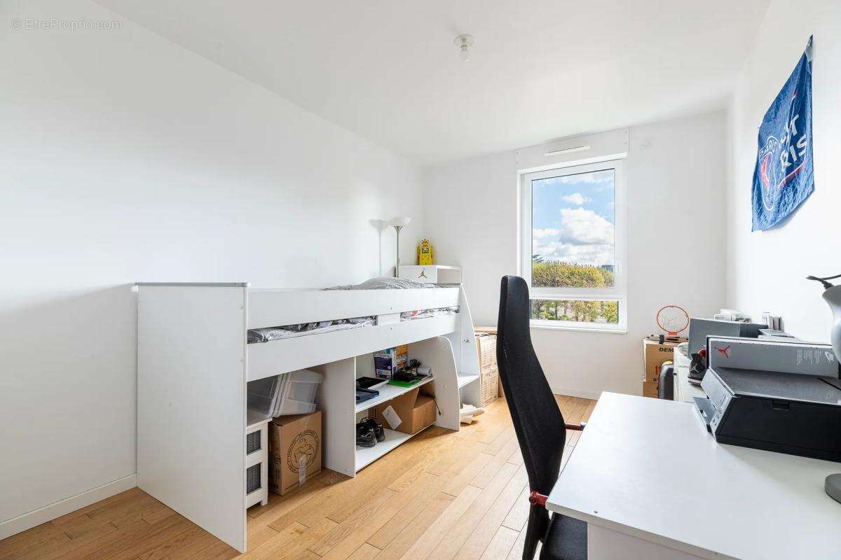 Appartement à CLICHY