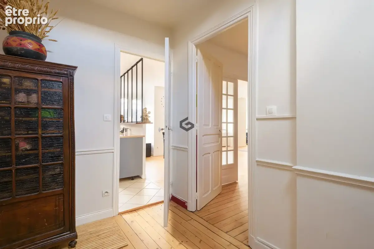 Appartement 5 pièces 110 m² à vendre à Reims (51100) - photo 2