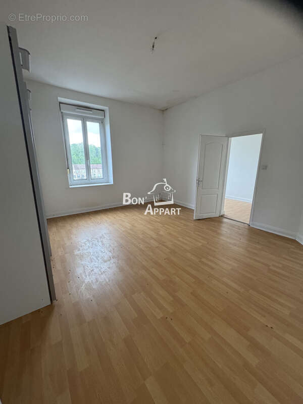 Bel immeuble sur Homécourt - photo 9