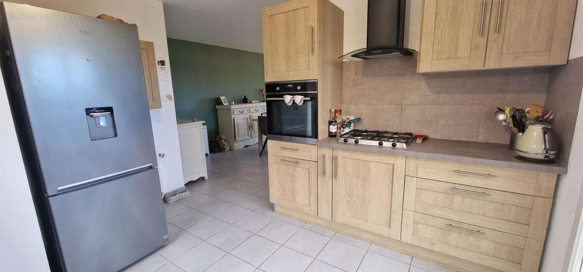 Maison à SAINT-YRIEIX-SUR-CHARENTE