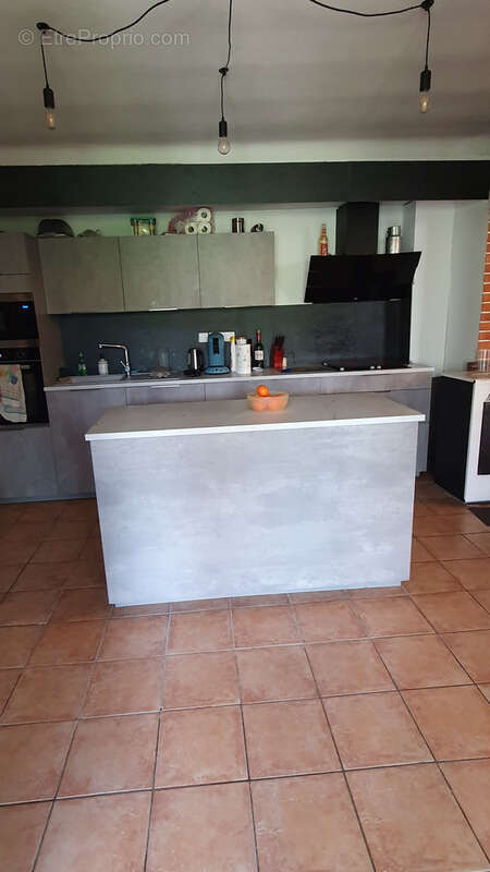 Maison à NEGREPELISSE