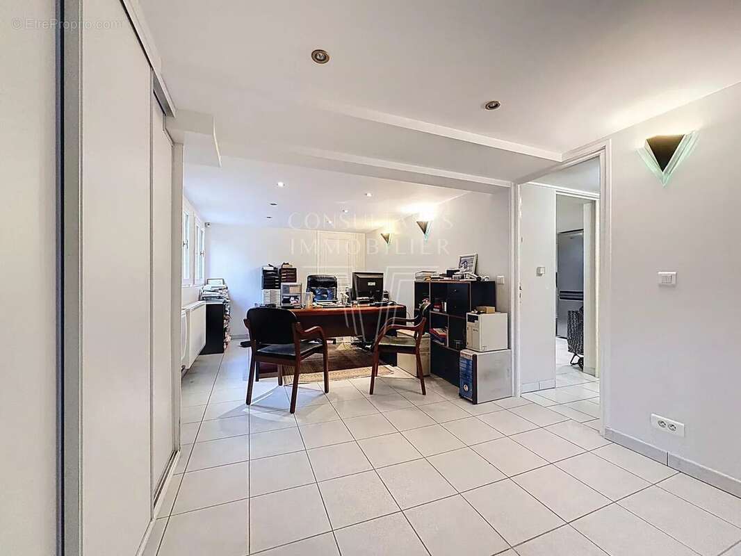 Maison à LE VESINET