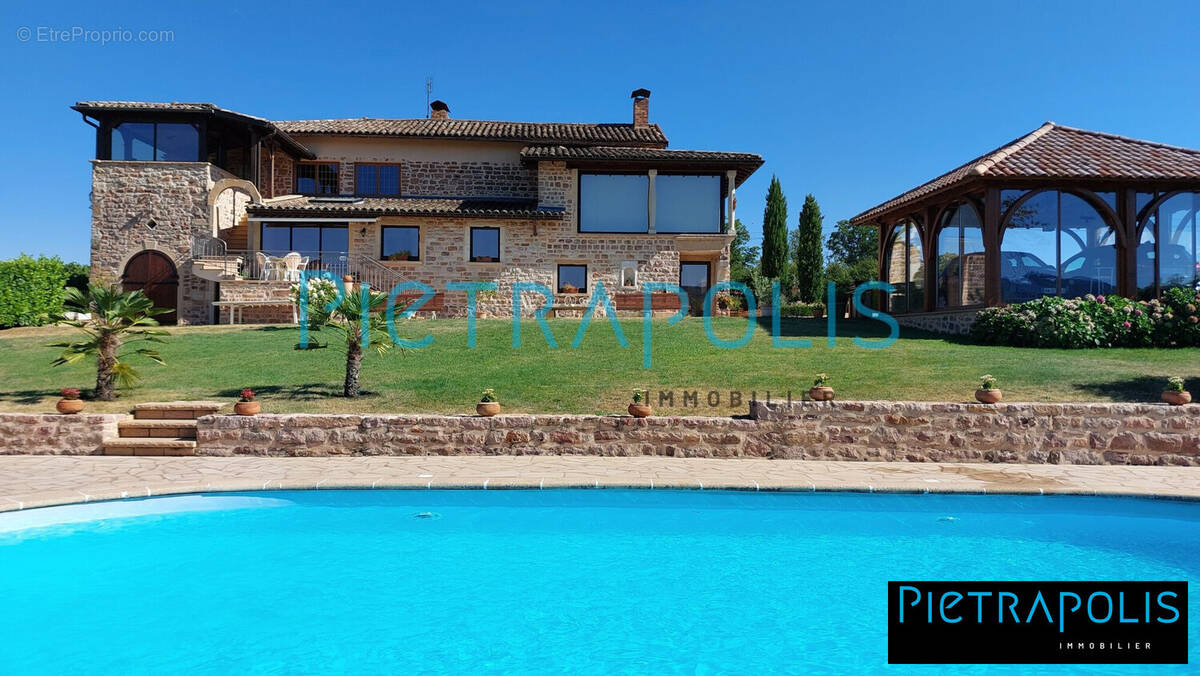 Maison à SAINT-AMOUR-BELLEVUE