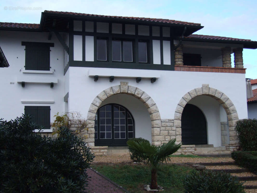 Bayonne   maison d’architecte dans un environnement privilégié - photo 10