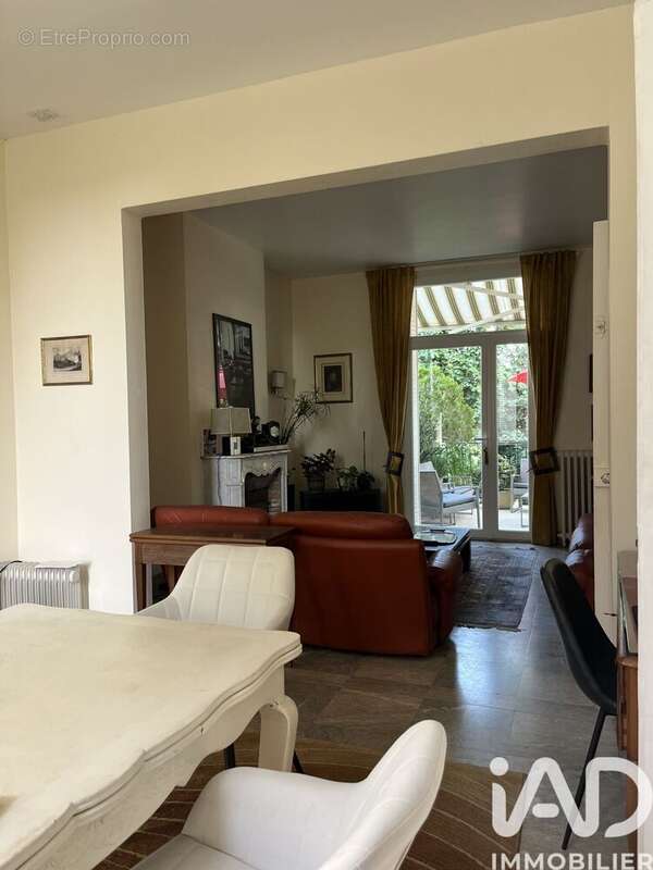 Maison 284 m² à La Rouxiere  - photo 7