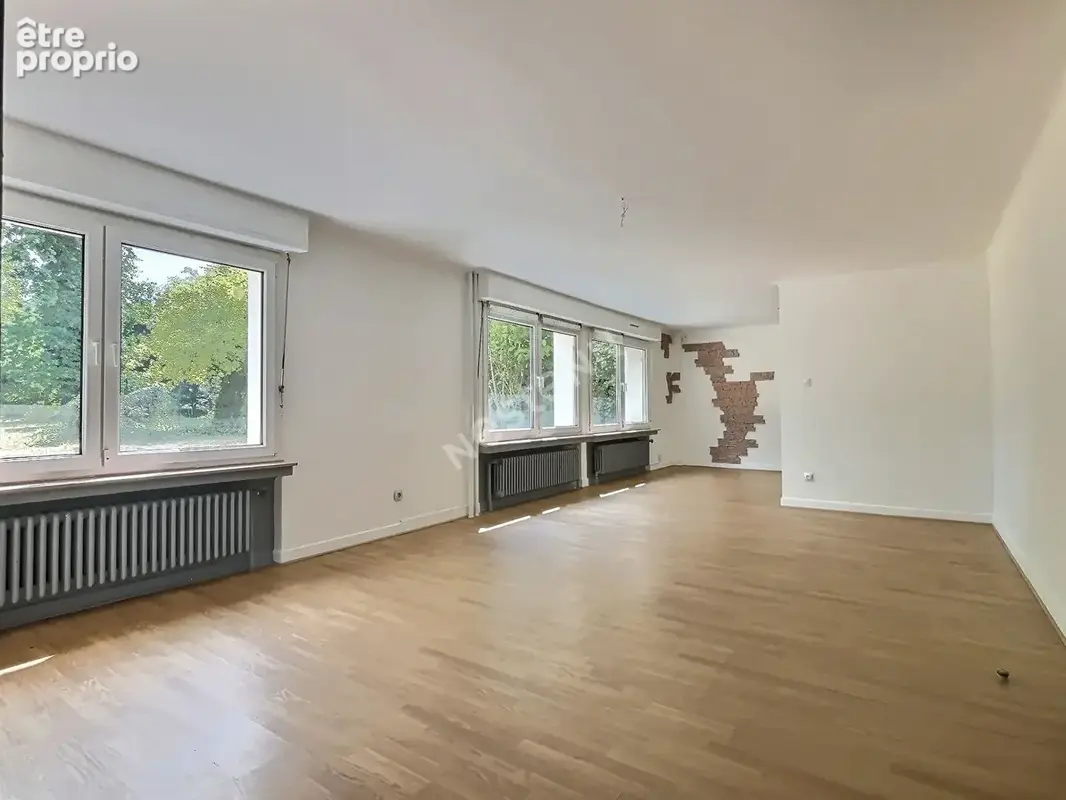 Maison familiale- Saint Avold -7 chambres- 233 m2- Terrain 16.85 ares - photo 2