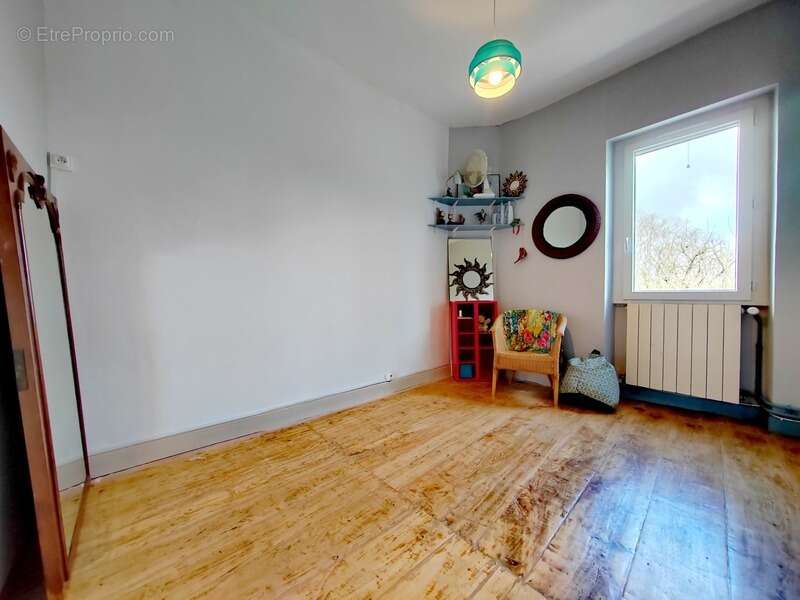 Charmante maison en pierre de 106 m² avec jardin et dépendances à VALENCE SUR BAISE (32) - photo 14