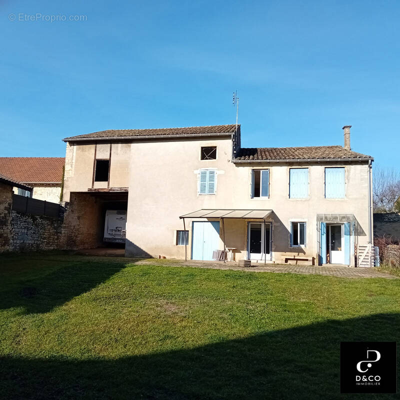 Maison à TOURNUS