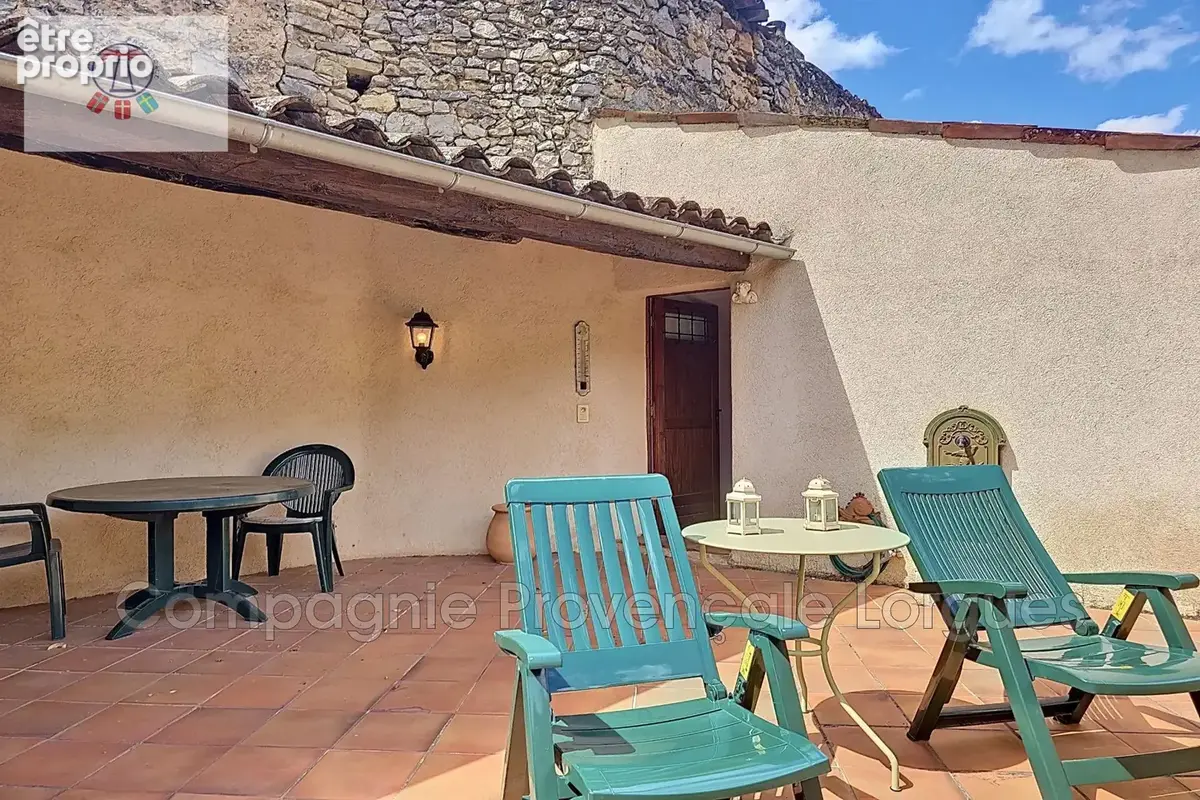 Maison à ENTRECASTEAUX