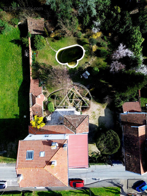 Maison à ROMANS-SUR-ISERE