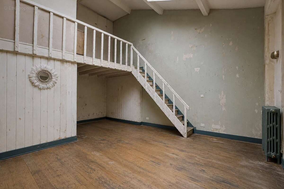 Appartement à PARIS-7E