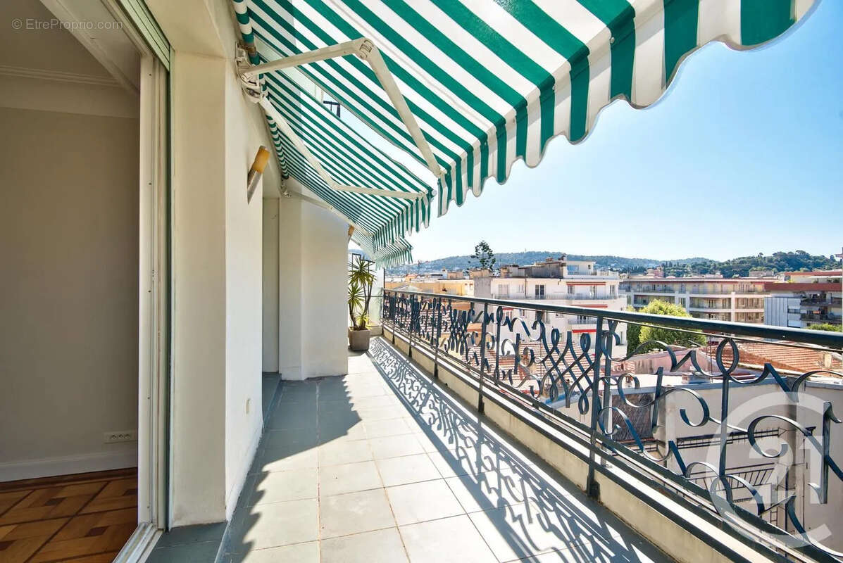 Appartement à NICE