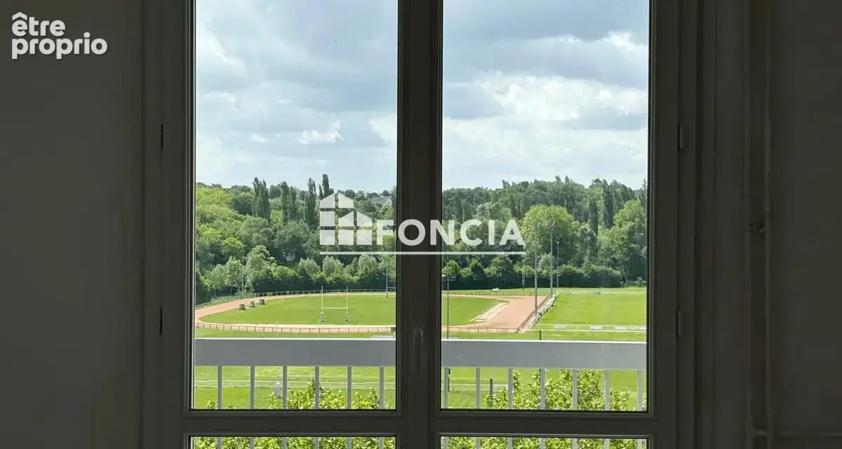 CHARTRES BAS-BOURGS – Appartement 3P avec vue sur la cathédrale, à personnaliser ! - photo 8