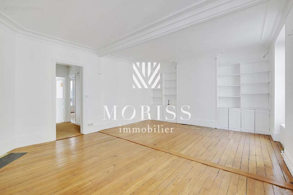 Appartement à PARIS-3E