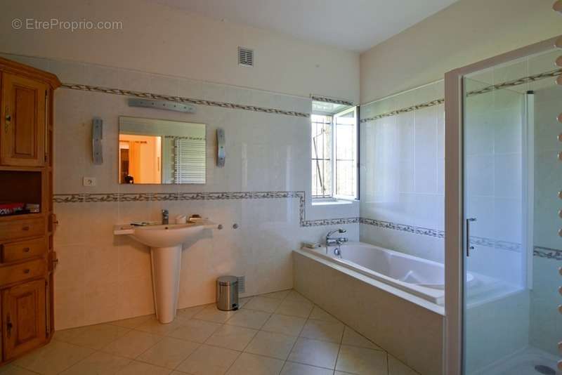 Maison à LA CHAUX-EN-BRESSE