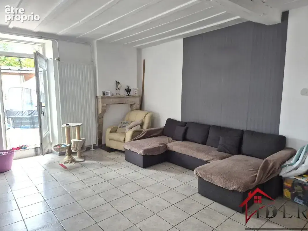 WASSY, maison de 160m2 avec locataires offrant 3 chambres + - photo 4