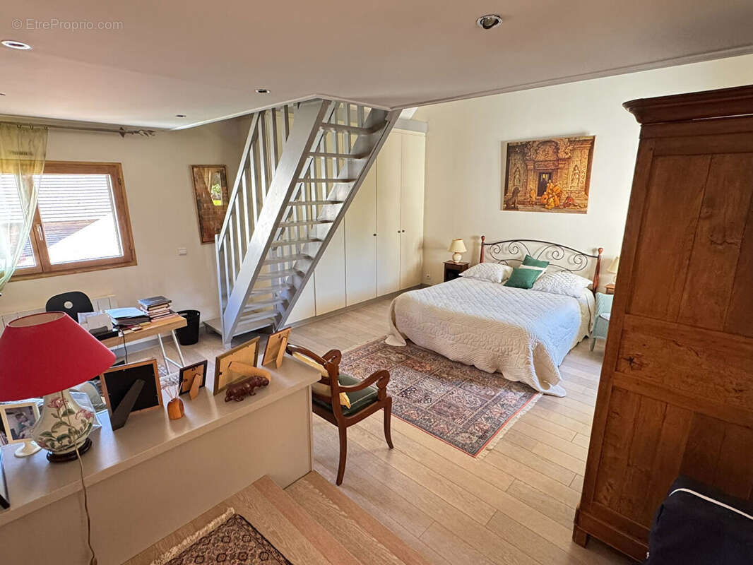 Maison à FEUCHEROLLES