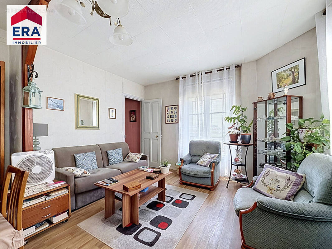 Appartement à IVRY-SUR-SEINE