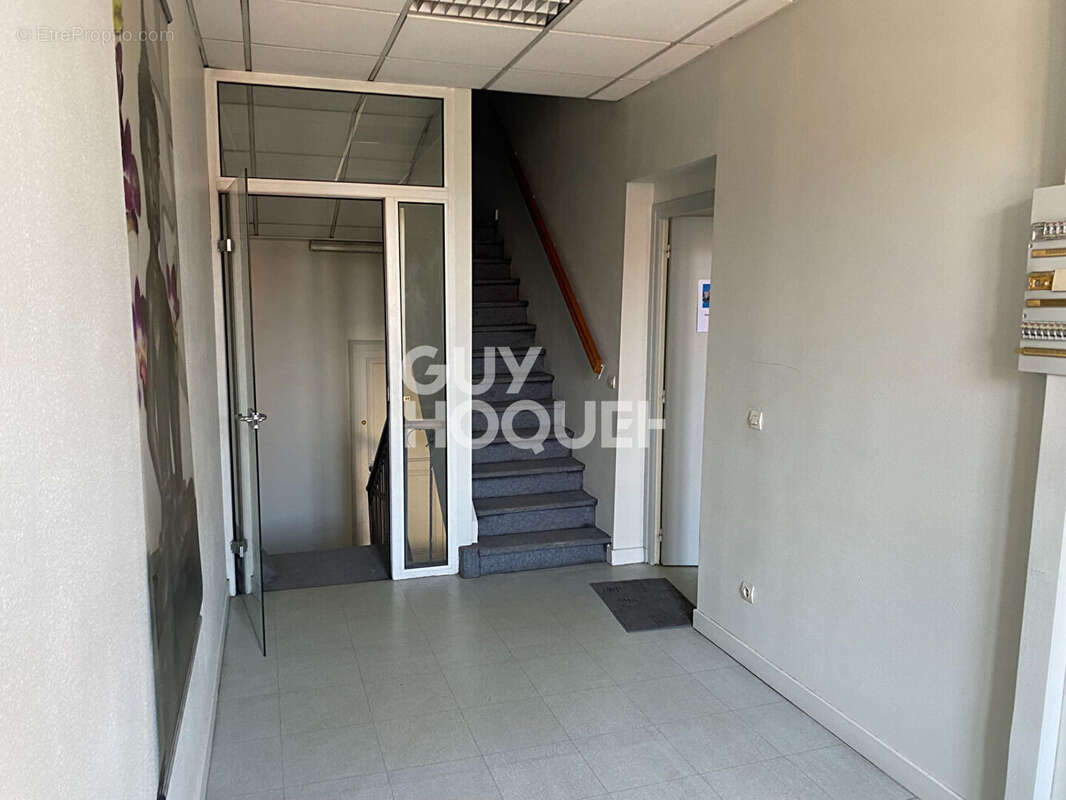 Appartement à SAINT-LAURENT-DE-MURE