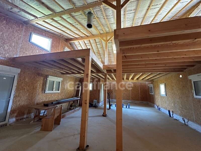 Maison de 139 m2 à terminer - photo 4