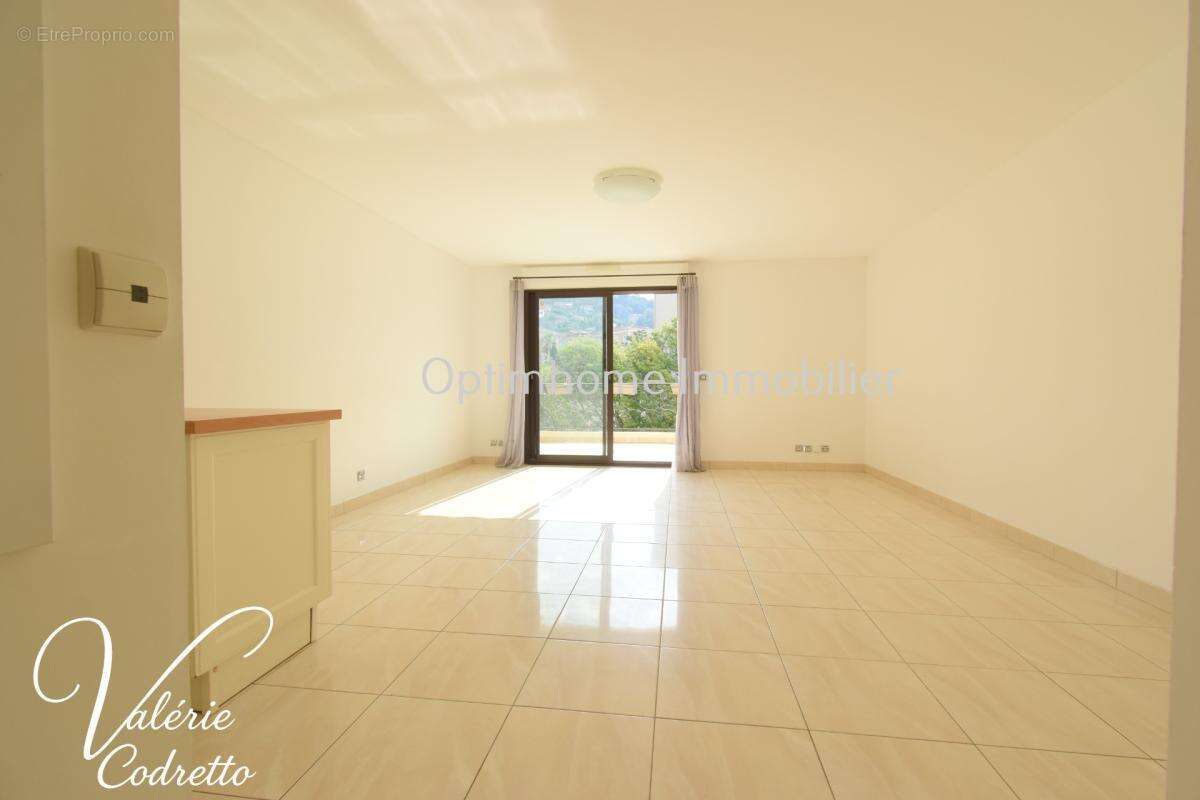 HYÈRES – T3 70 m² avec terrasse, garage – Résidence prisée proche centre-ville 83400 - photo 7