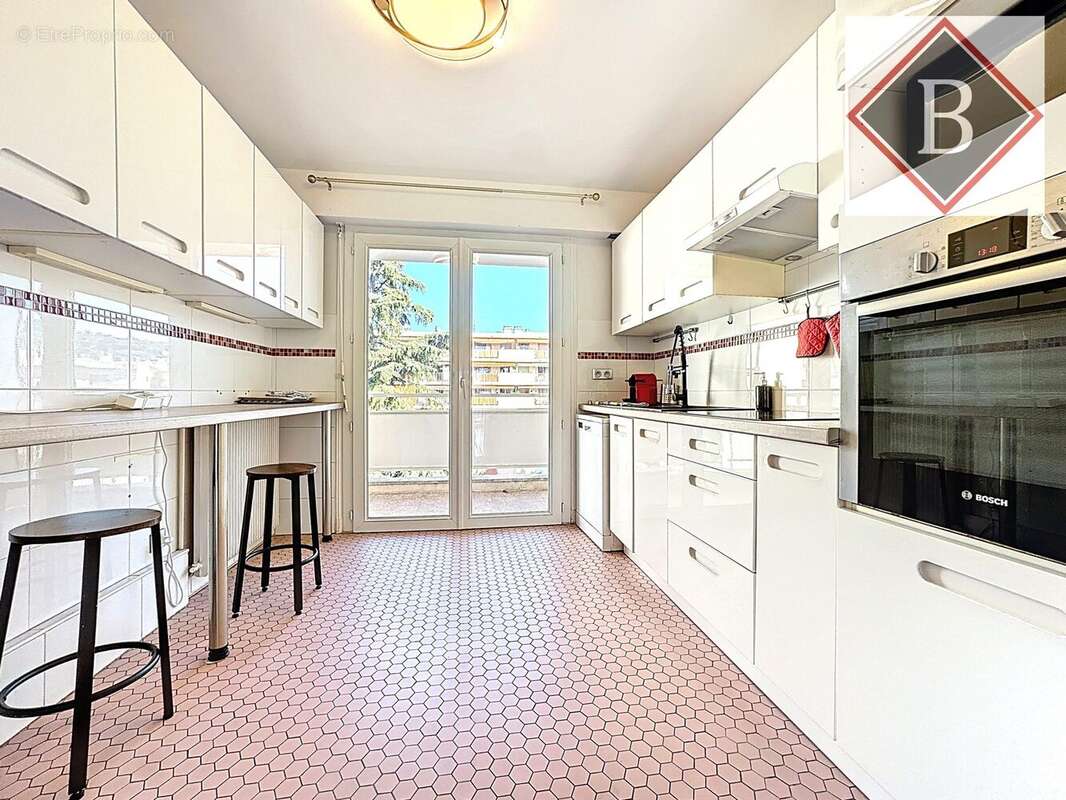 Appartement à LE CANNET