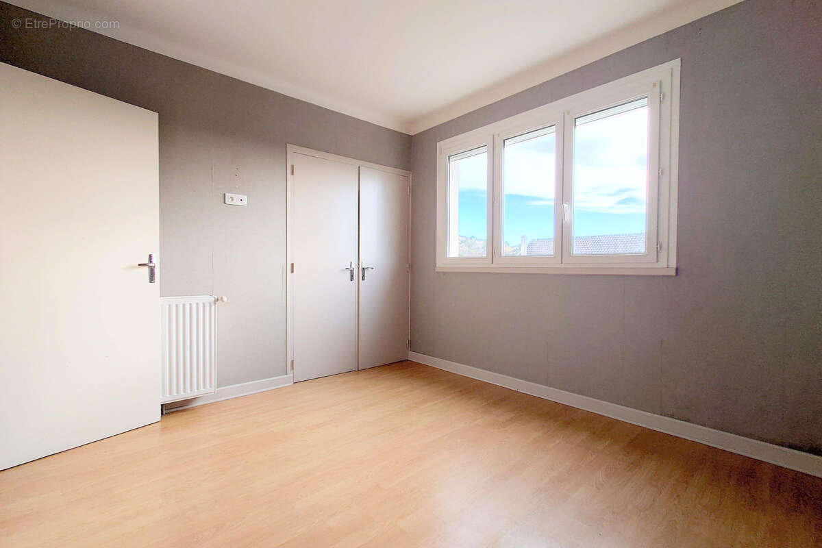 Appartement à VILLEFRANCHE-DE-ROUERGUE