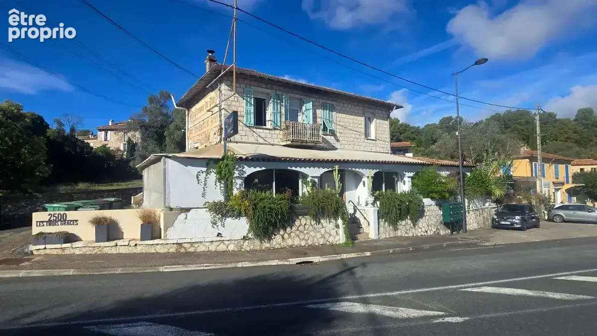 Appartement à ROQUEFORT-LES-PINS