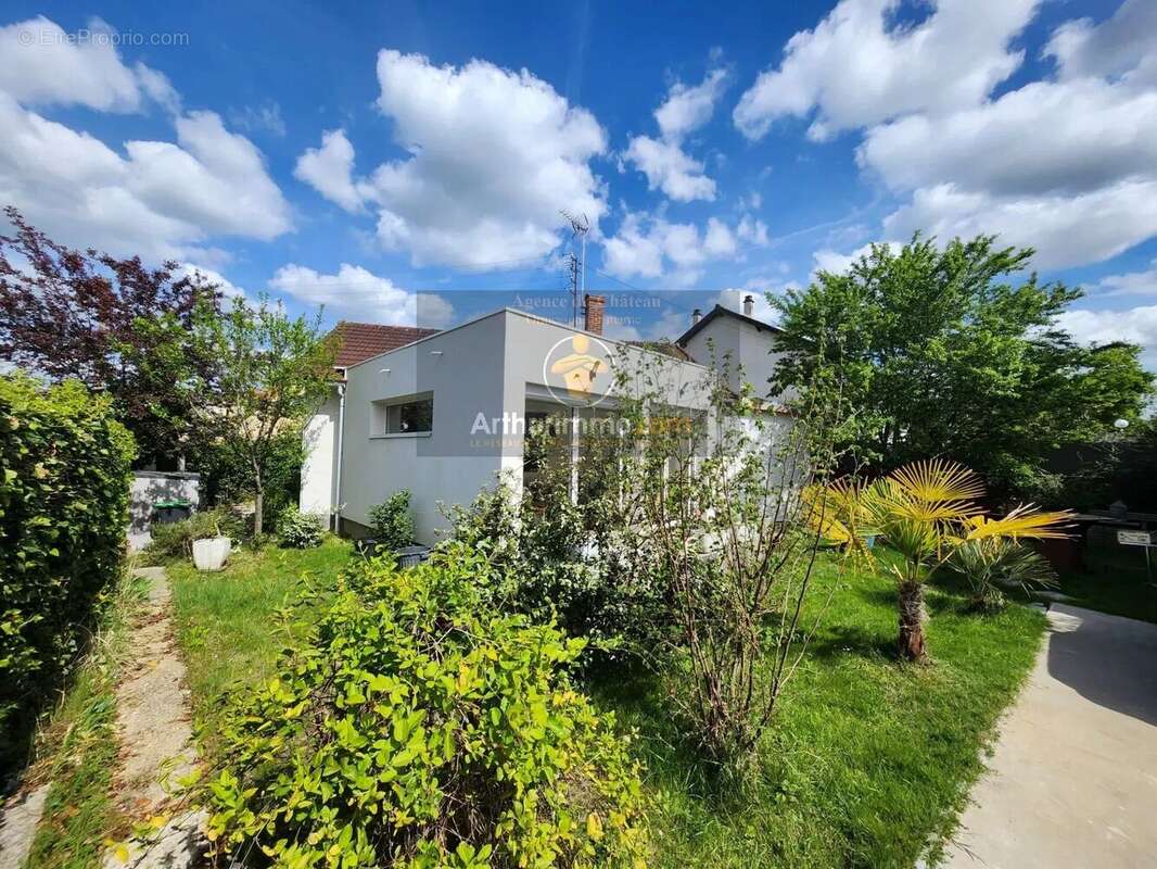 Maison à CHAMPIGNY-SUR-MARNE